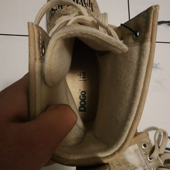 Boots - Picture 6 of 6